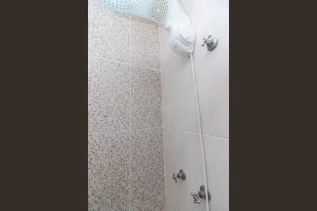 Casa de condomínio à venda com 140m², 3 quartos e 2 vagasBanheiro Social