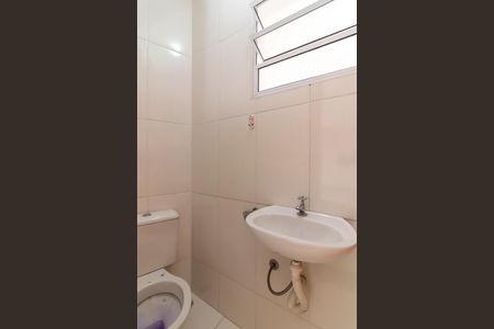 Casa de condomínio à venda com 140m², 3 quartos e 2 vagasLavabo