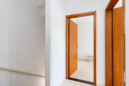 Casa de condomínio à venda com 140m², 3 quartos e 2 vagasCorredor dos Quartos