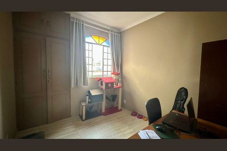 Apartamento à venda com 88m², 3 quartos e 2 vagasQuarto