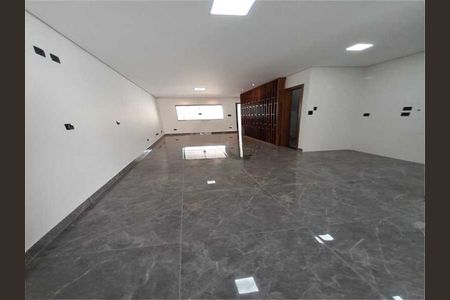 Casa à venda com 3 quartos, 142m² em Parque Oratório, Santo André