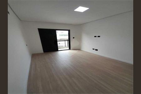 Casa à venda com 3 quartos, 142m² em Parque Oratório, Santo André