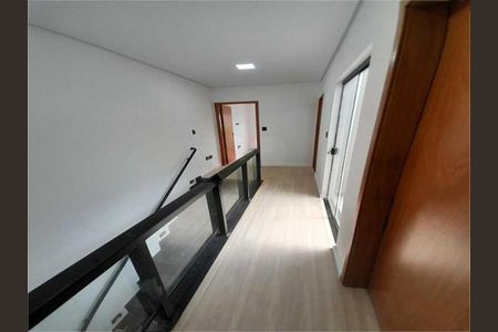 Casa à venda com 3 quartos, 142m² em Parque Oratório, Santo André