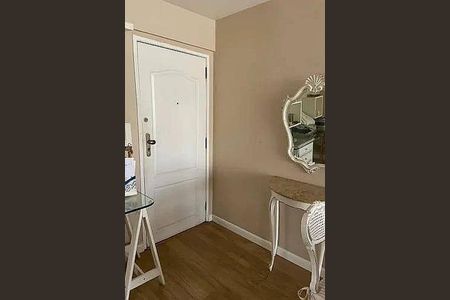 Apartamento à venda com 75m², 2 quartos e sem vaga