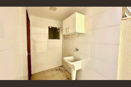 Casa à venda com 2 quartos, 66m² em Engenho do Mato, Niterói