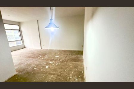 Apartamento à venda com 3 quartos, 127m² em Icaraí, Niterói