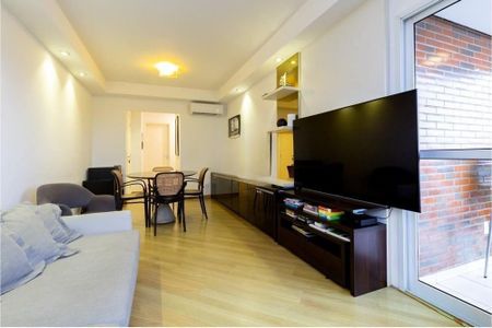 Apartamento à venda com 3 quartos, 95m² em Vila Hamburguesa, São Paulo