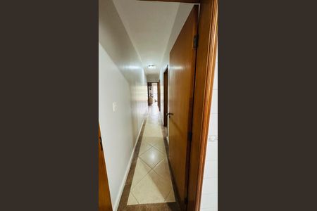 Apartamento à venda com 200m², 3 quartos e 2 vagasCorredor