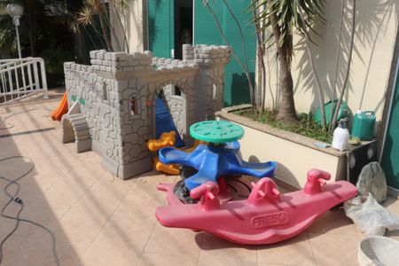 Apartamento à venda com 80m², 2 quartos e 2 vagasÁrea comum - Playground