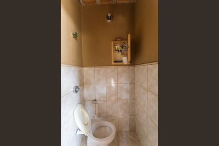 Casa à venda com 300m², 6 quartos e 1 vagaBanheiro de serviço