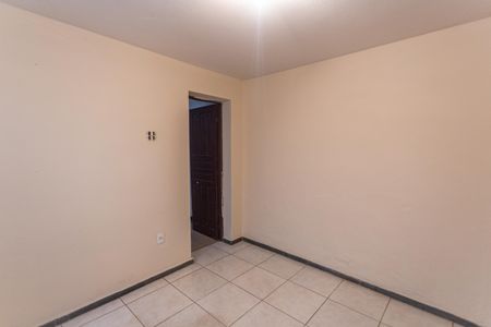 Casa à venda com 300m², 6 quartos e 1 vagaQuarto 2 da Casa de Fundos