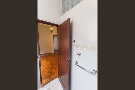 Casa à venda com 300m², 6 quartos e 1 vagaBanheiro da Suíte