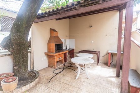 Casa à venda com 300m², 6 quartos e 1 vagaQuintal/Churrasqueira