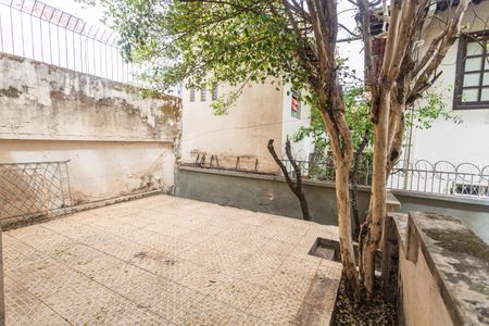 Casa à venda com 300m², 6 quartos e 1 vagaQuintal/Churrasqueira