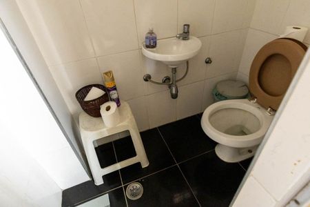 Apartamento à venda com 90m², 3 quartos e sem vaga Apartamento à venda com 90m², 3 quartos e sem vagaLavabo