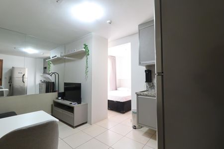 Apartamento para alugar com 33m², 1 quarto e 1 vagaSala