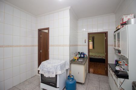 Casa à venda com 576m², 7 quartos e 2 vagasCozinha Casa 1