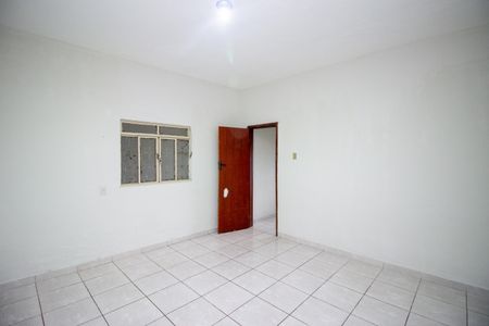 Casa à venda com 576m², 7 quartos e 2 vagasQuarto 1 Casa 2