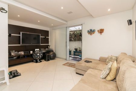 Casa à venda com 3 quartos, 361m² em Morumbi, São Paulo