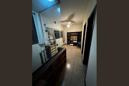 Casa à venda com 4 quartos, 300m² em Badu, Niterói
