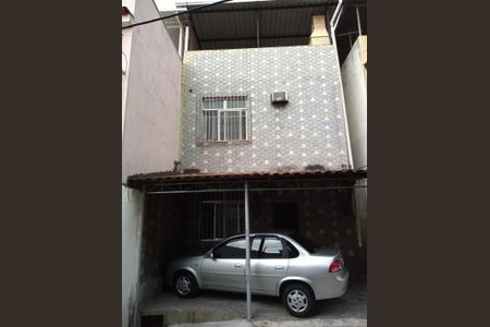 Casa à venda com 70m², 2 quartos e 1 vaga