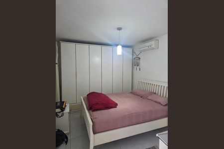 Casa à venda com 3 quartos, 240m² em Itaipu, Niterói