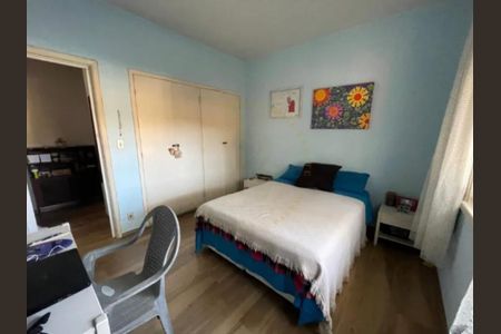 Casa à venda com 4 quartos, 175m² em Jardim Aeroporto, São Paulo