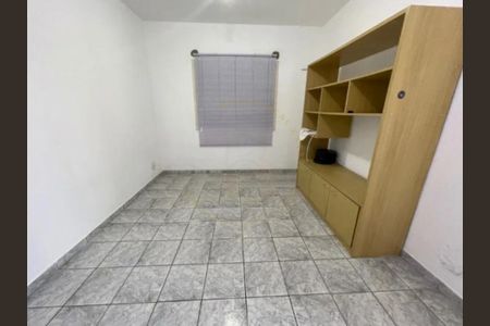 Casa à venda com 4 quartos, 175m² em Jardim Aeroporto, São Paulo