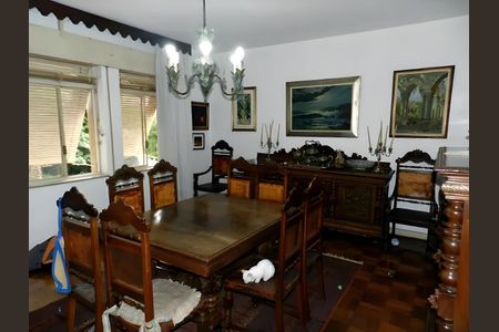 Apartamento para alugar com 288m², 4 quartos e 3 vagas