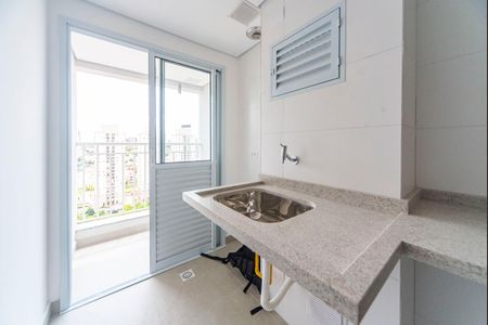 Apartamento à venda com 83m², 3 quartos e 3 vagas Apartamento à venda com 83m², 3 quartos e 3 vagasÁrea de Serviço