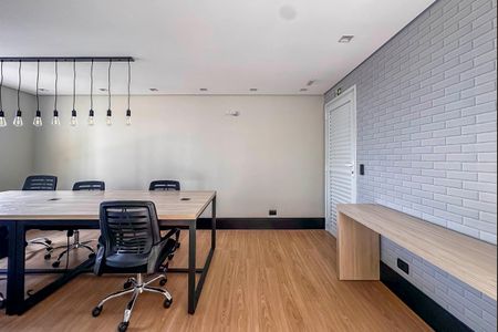 Apartamento à venda com 83m², 3 quartos e 3 vagas Apartamento à venda com 83m², 3 quartos e 3 vagasCowork