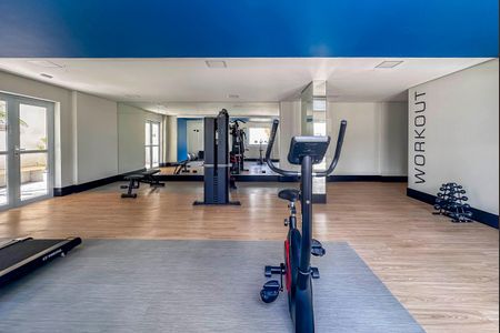 Apartamento à venda com 83m², 3 quartos e 3 vagas Apartamento à venda com 83m², 3 quartos e 3 vagasÁrea comum - Academia