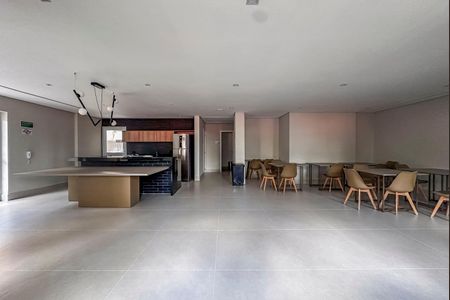 Apartamento à venda com 83m², 3 quartos e 3 vagas Apartamento à venda com 83m², 3 quartos e 3 vagasÁrea comum - Salão de festas