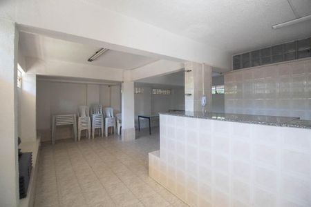 Apartamento à venda com 57m², 2 quartos e sem vagaÁrea comum - Salão de festas