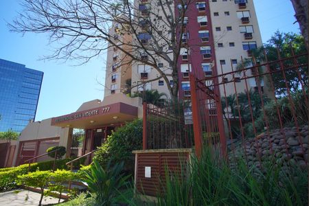 Apartamento à venda com 90m², 2 quartos e 1 vagaFachada e Portaria