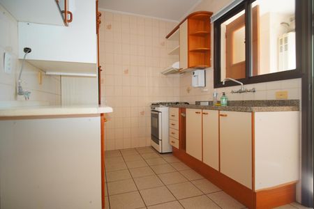 Apartamento à venda com 90m², 2 quartos e 1 vagaCozinha