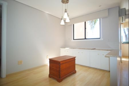 Sala de apartamento à venda com 2 quartos, 90m² em Chácara das Pedras, Porto Alegre