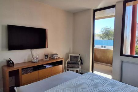 Apartamento à venda com 330m², 4 quartos e 3 vagasFoto 37