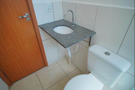 Apartamento à venda com 48m², 2 quartos e 1 vagaBanheiro Corredor