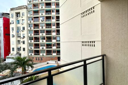 Apartamento à venda com 56m², 2 quartos e 1 vagaVaranda Quarto 01