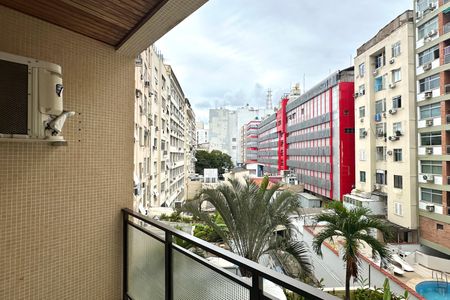 Apartamento à venda com 56m², 2 quartos e 1 vagaVaranda Quarto 01