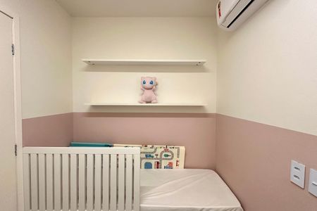 Apartamento à venda com 56m², 2 quartos e 1 vagaQuarto 02