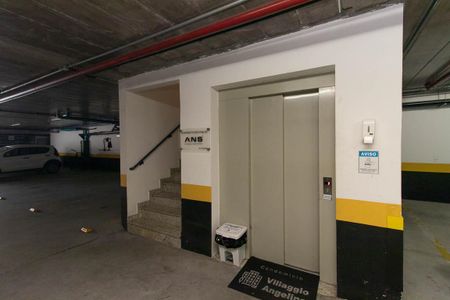 Apartamento para alugar com 52m², 2 quartos e 1 vaga Apartamento para alugar com 52m², 2 quartos e 1 vagaElevadores