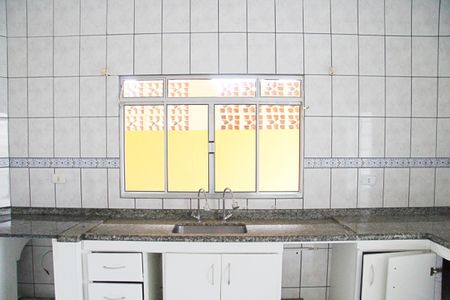 Casa para alugar com 300m², 3 quartos e 2 vagasCozinha