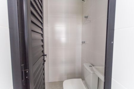 Apartamento para alugar com 92m², 3 quartos e 2 vagas Apartamento para alugar com 92m², 3 quartos e 2 vagasBanheiro de Serviço