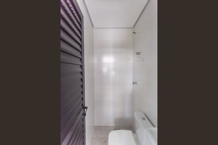 Apartamento para alugar com 92m², 3 quartos e 2 vagas Apartamento para alugar com 92m², 3 quartos e 2 vagasBanheiro de Serviço