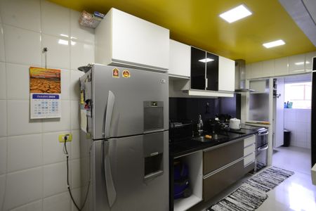 Apartamento para alugar com 118m², 3 quartos e 3 vagasCozinha