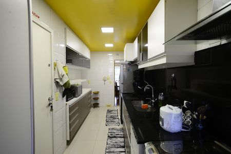 Apartamento para alugar com 118m², 3 quartos e 3 vagasCozinha