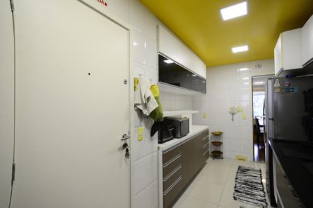 Apartamento para alugar com 118m², 3 quartos e 3 vagasCozinha