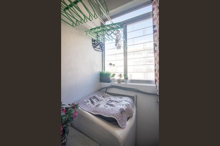 Apartamento à venda com 48m², 2 quartos e 1 vaga Apartamento à venda com 48m², 2 quartos e 1 vagaÁrea de Serviço